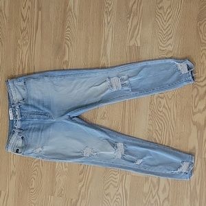 KanCan light wash jeans
